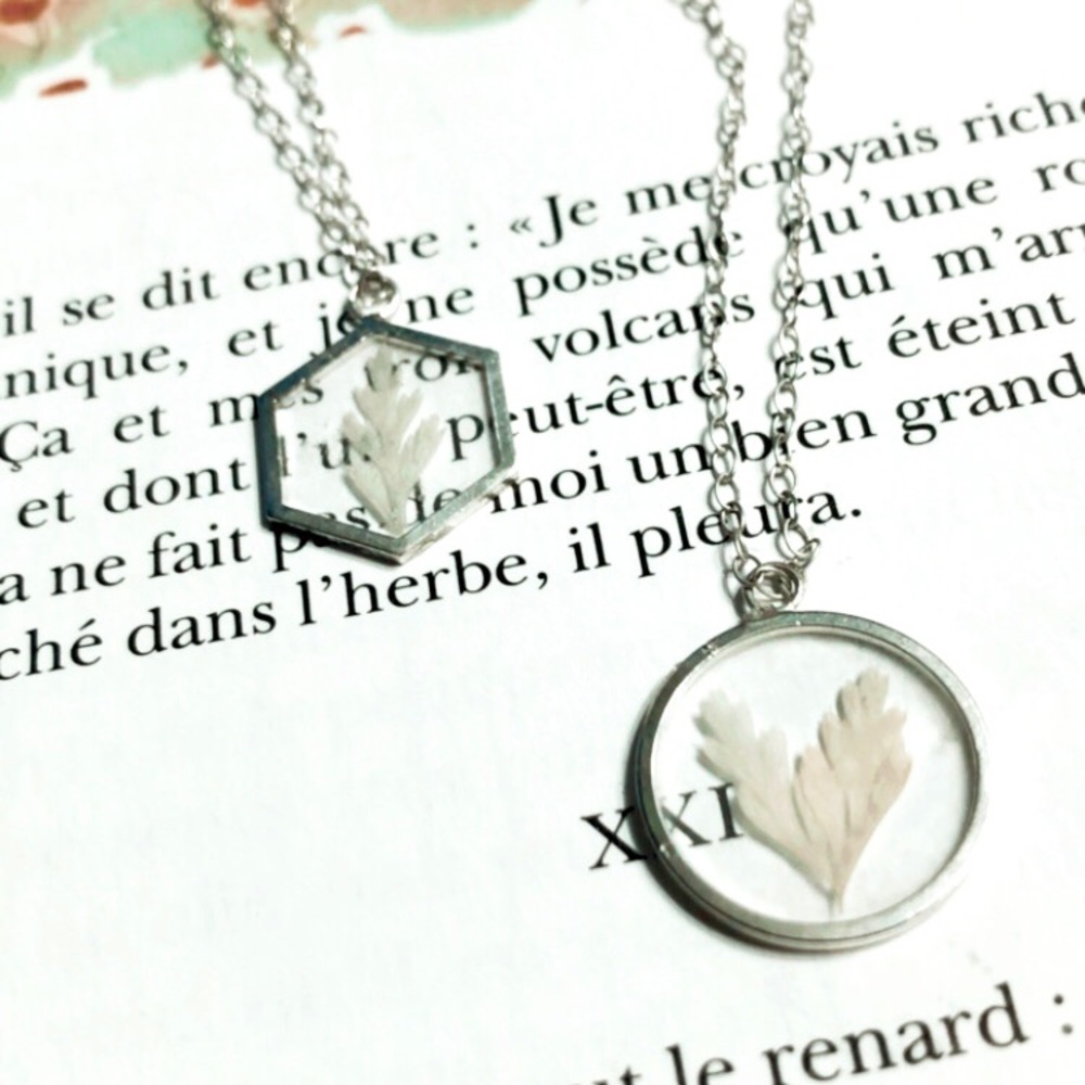 Sterling Silver Necklaces made w/ real flowers - Picture 8 of 10
